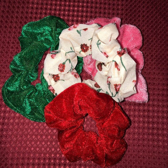 4-Piece Scrunchie Mystery Bundle! - Picture 6 of 8